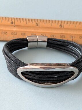 Unisex Silver and Black Leather Magnetic Clasp Bracelet